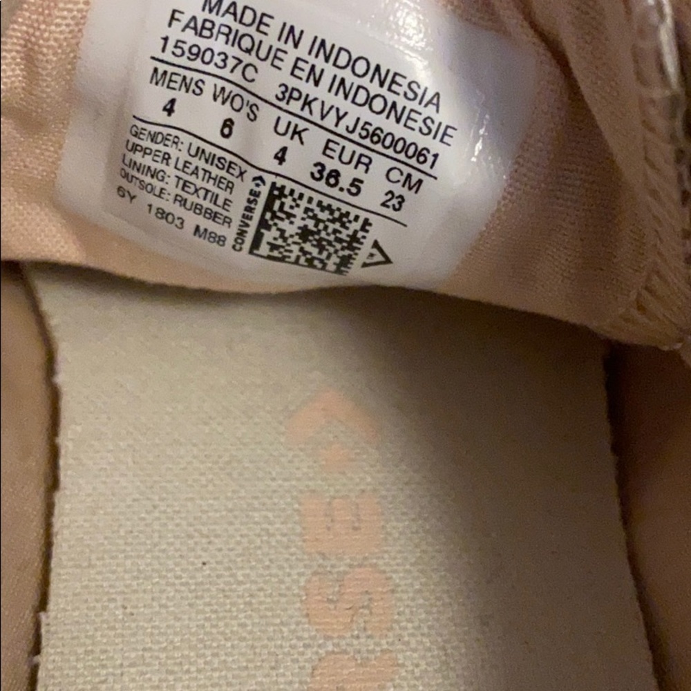Converse - Picture 10 of 12